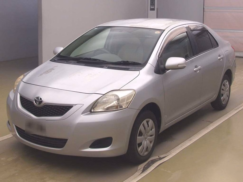TOYOTA BELTA