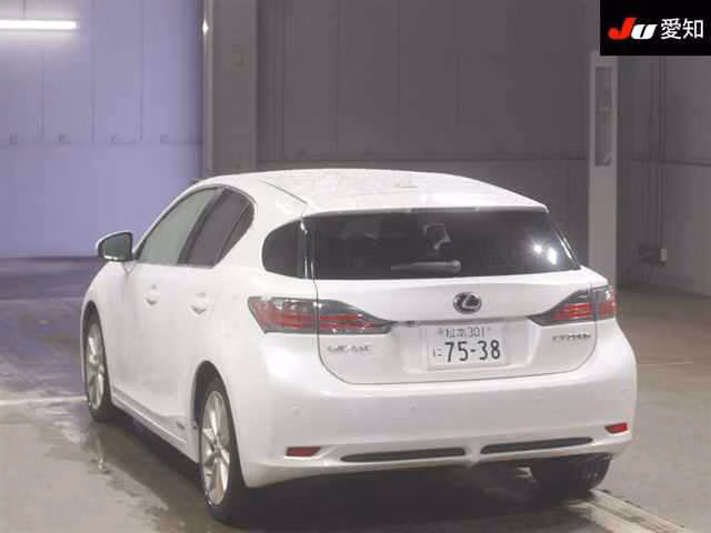 LEXUS CT200H