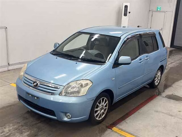 TOYOTA RAUM