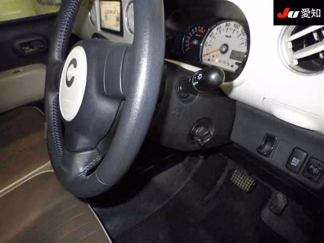 DAIHATSU MIRA COCOA