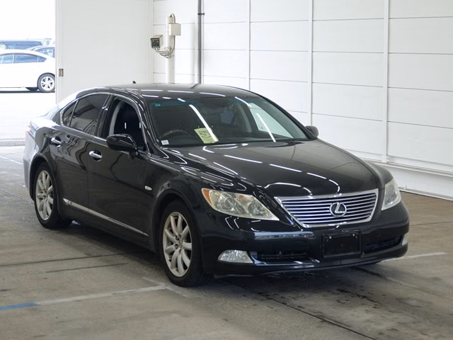 Lexus LS460