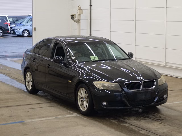 BMW 3-SERIES