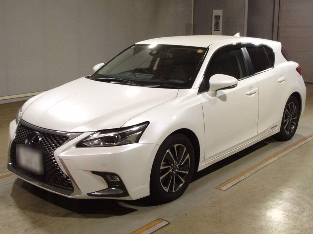 Lexus CT200h