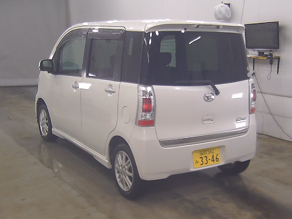 DAIHATSU TANTO EXE