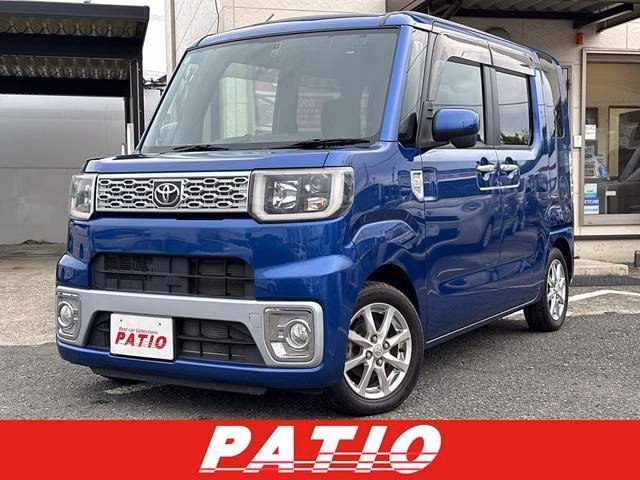TOYOTA PIXIS MEGA
