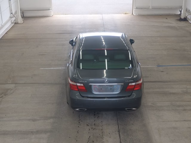 LEXUS LS460