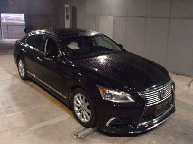Lexus LS460
