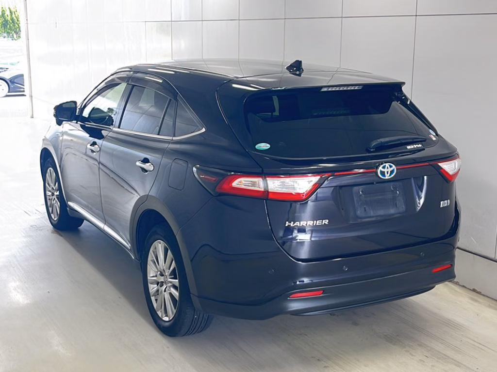 TOYOTA HARRIER