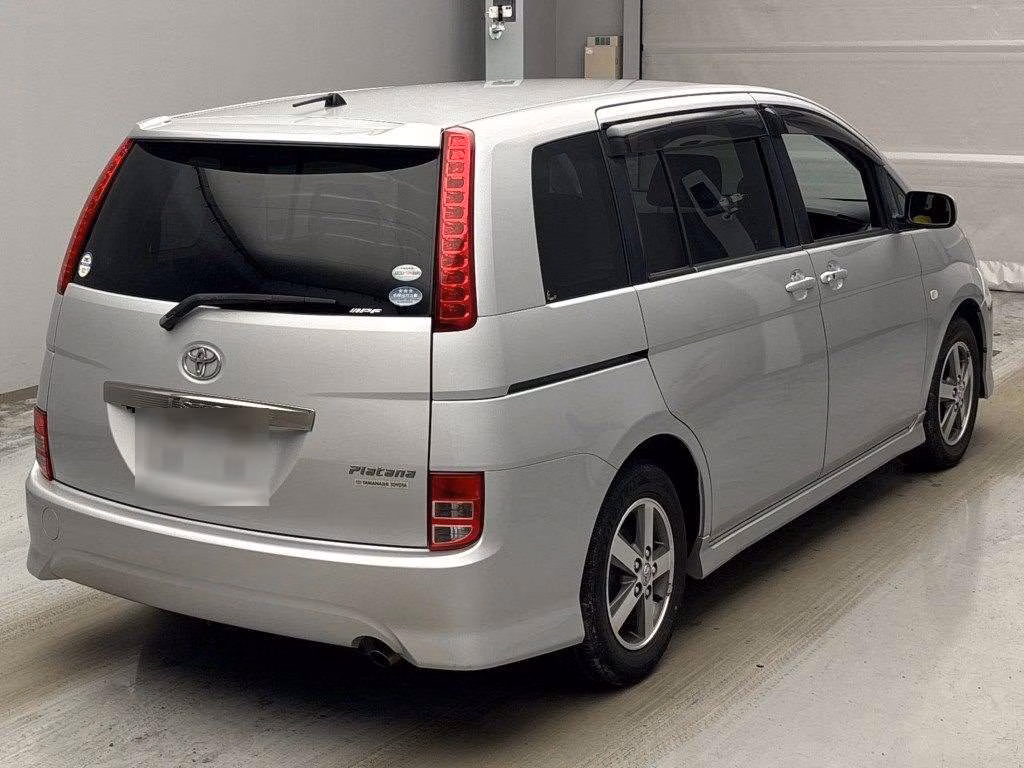 TOYOTA ISIS