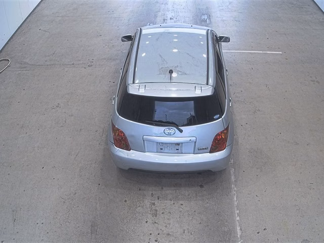 TOYOTA IST