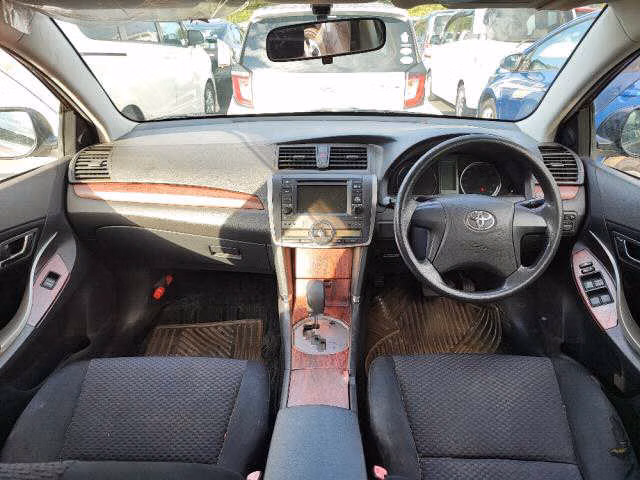 TOYOTA PREMIO