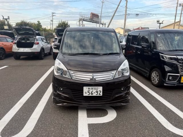 Mitsubishi Delica D:2