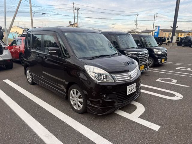 Mitsubishi Delica D:2