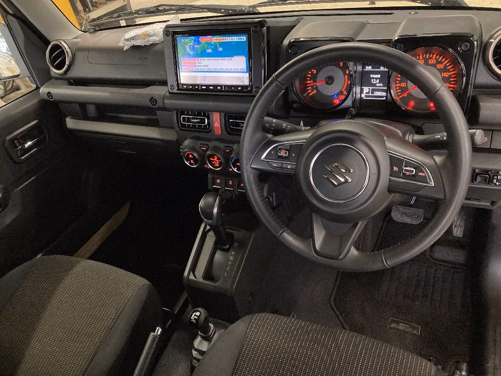SUZUKI JIMNY SIERRA