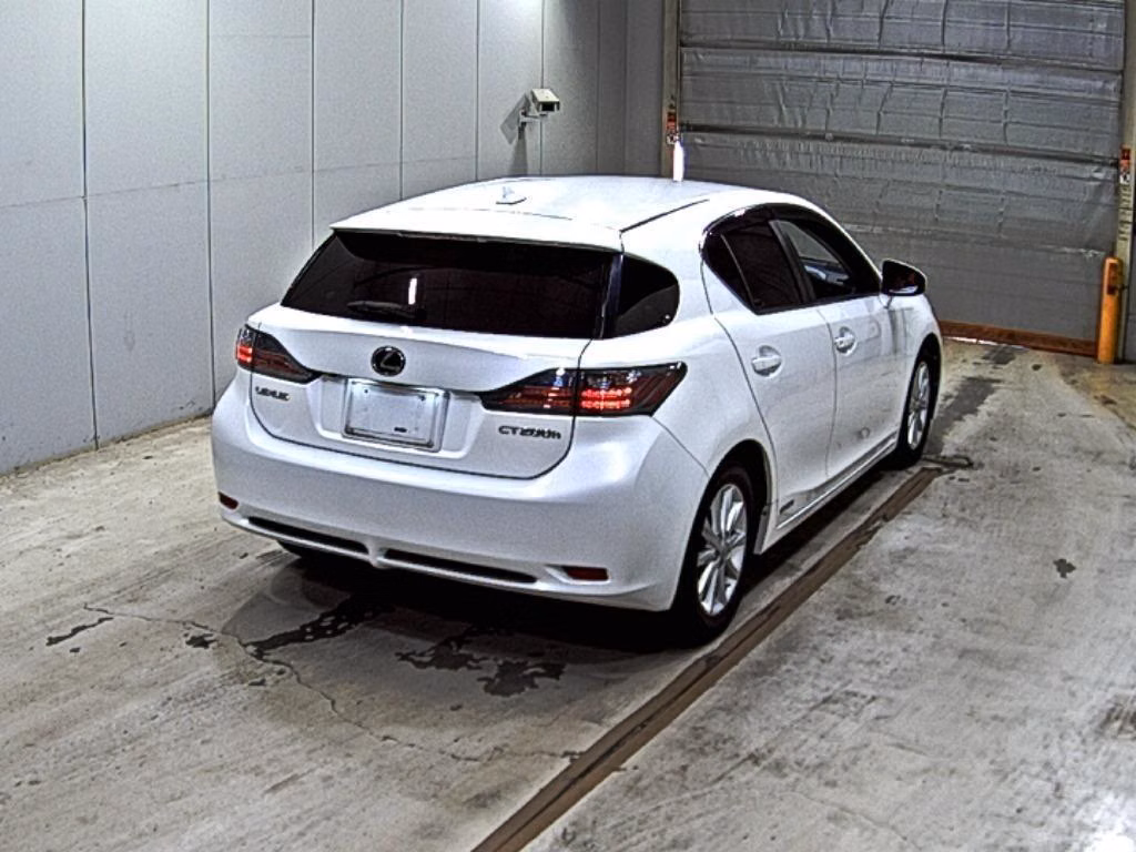 LEXUS CT200H