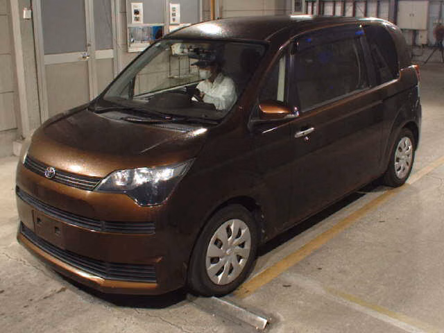 TOYOTA SPADE