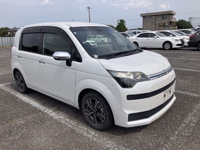 TOYOTA SPADE