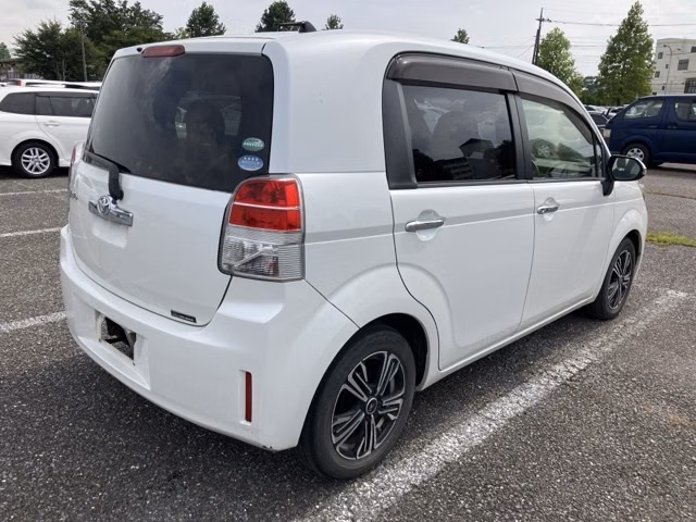 TOYOTA SPADE