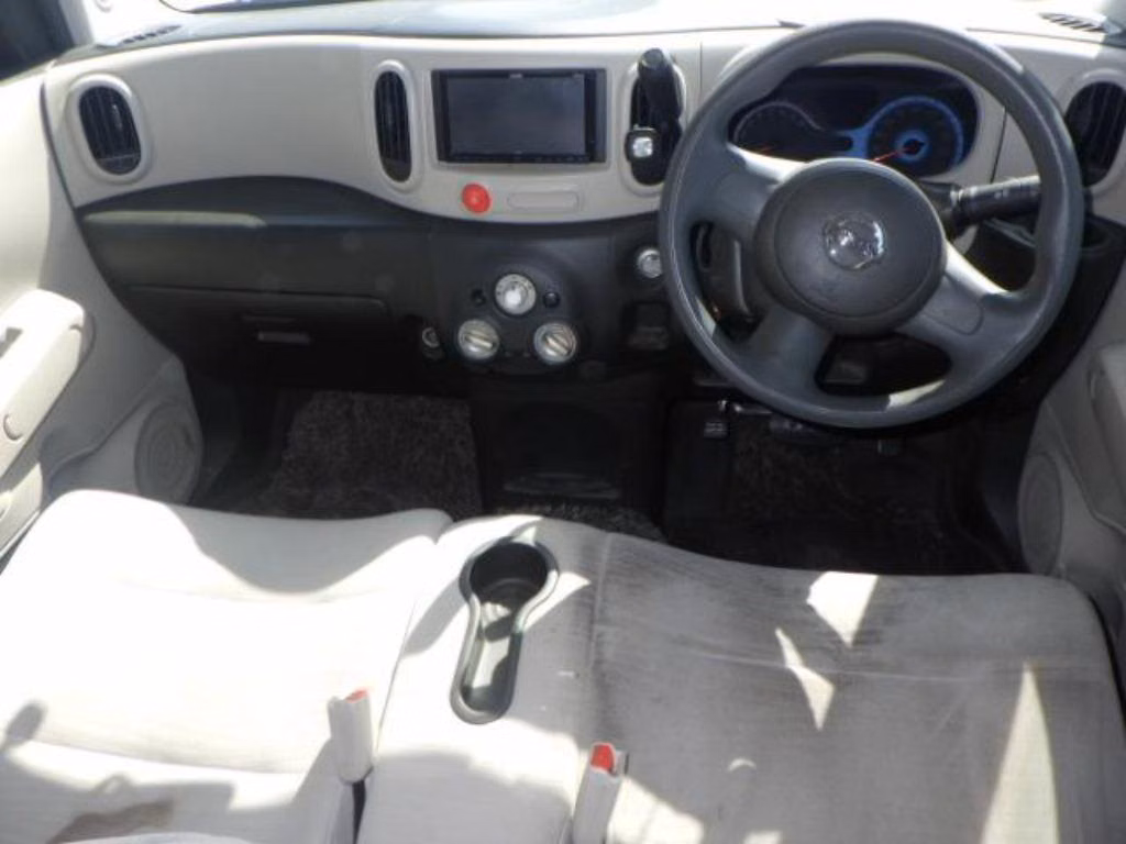 NISSAN CUBE