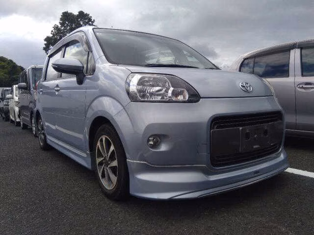TOYOTA PORTE