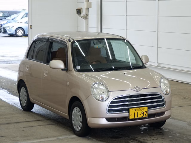 DAIHATSU MIRA GINO