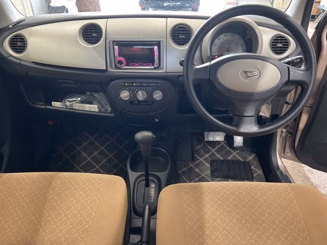 DAIHATSU MIRA GINO