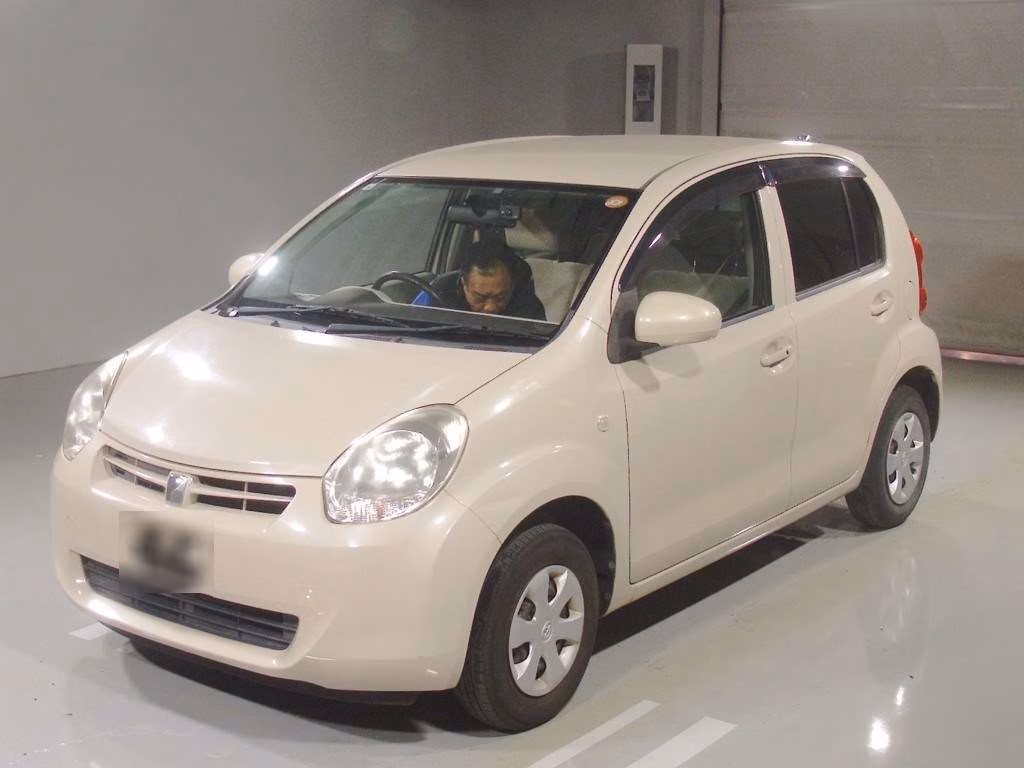 TOYOTA PASSO