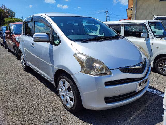 TOYOTA RACTIS