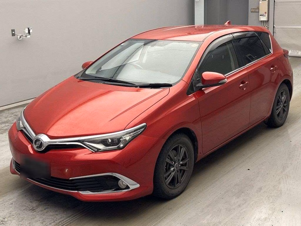 TOYOTA AURIS