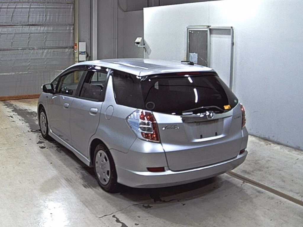 HONDA FIT SHUTTLE