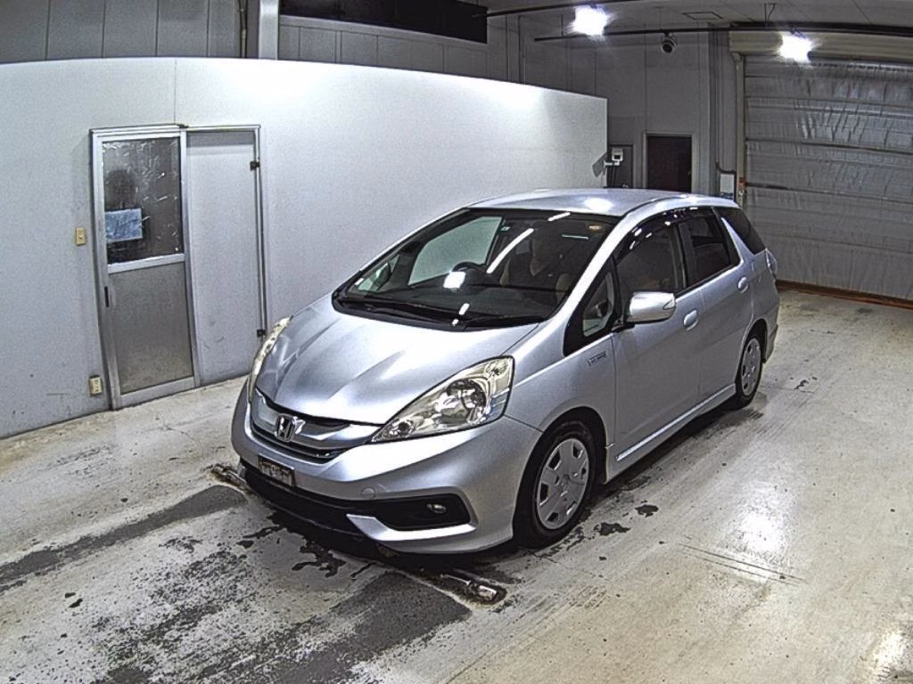 HONDA FIT SHUTTLE