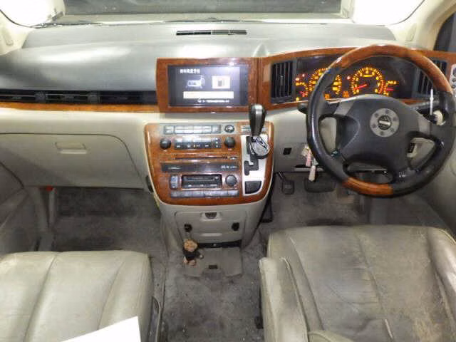 NISSAN ELGRAND