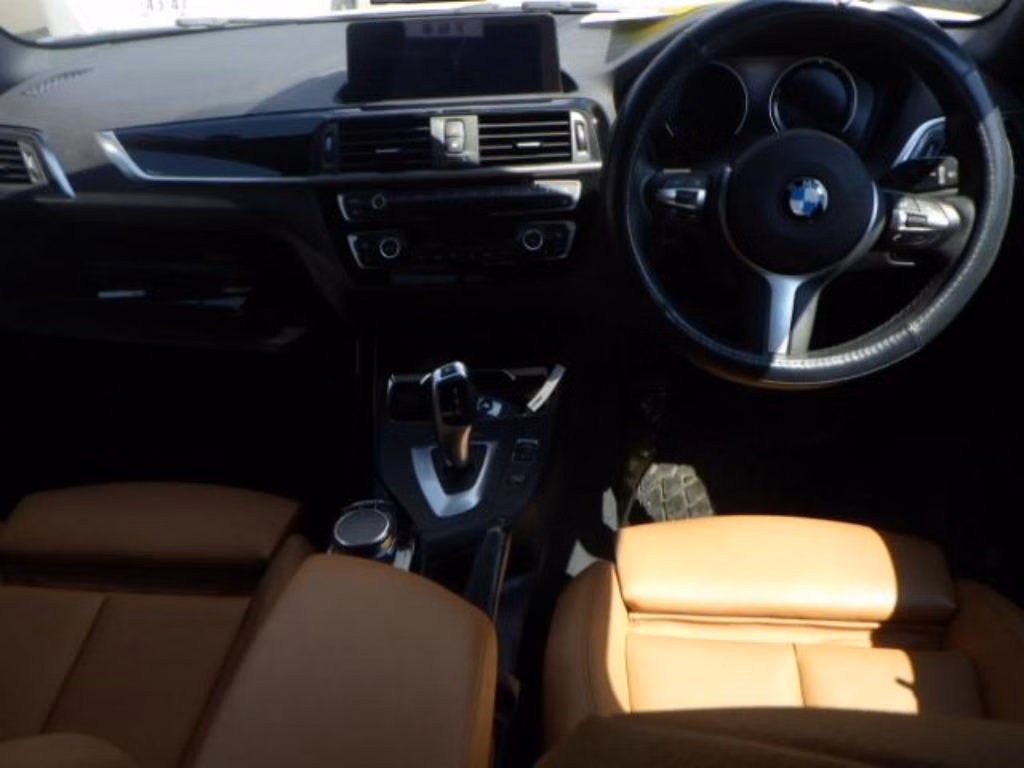 BMW 1-SERIES