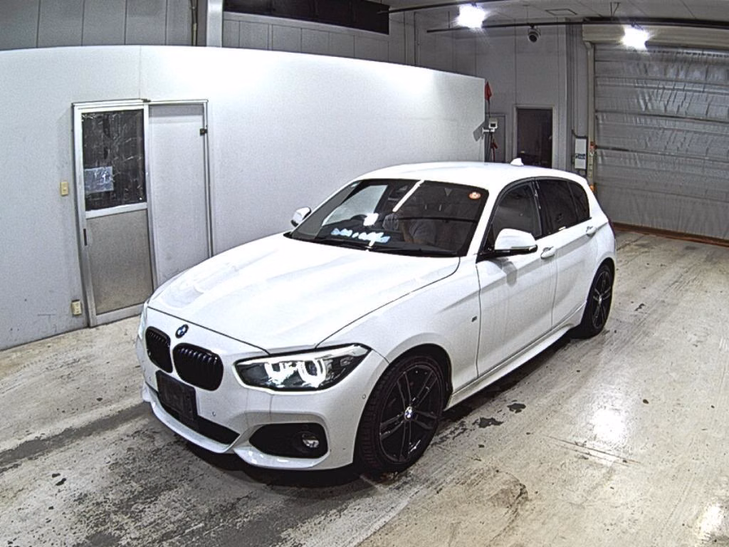BMW 1-SERIES
