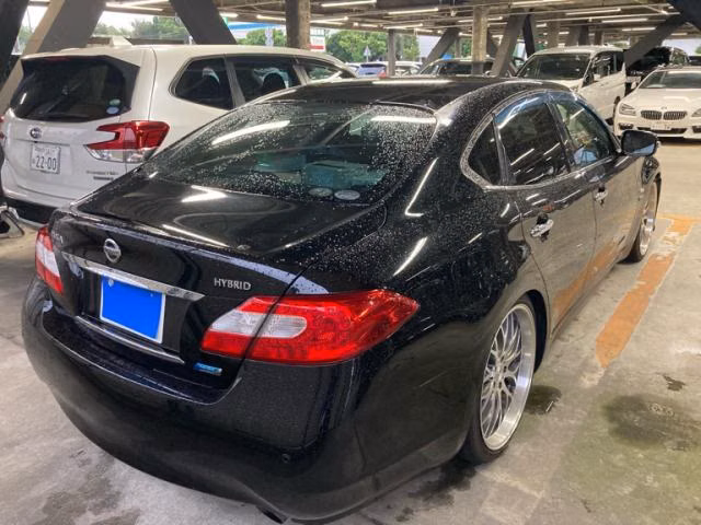 Nissan Fuga