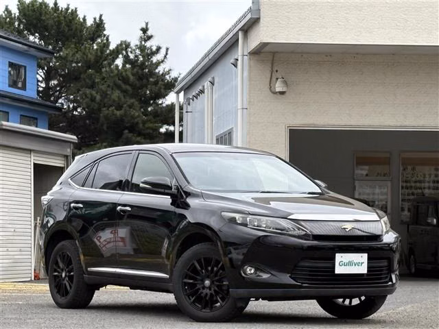 TOYOTA HARRIER