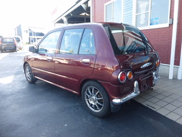 Subaru Vivio