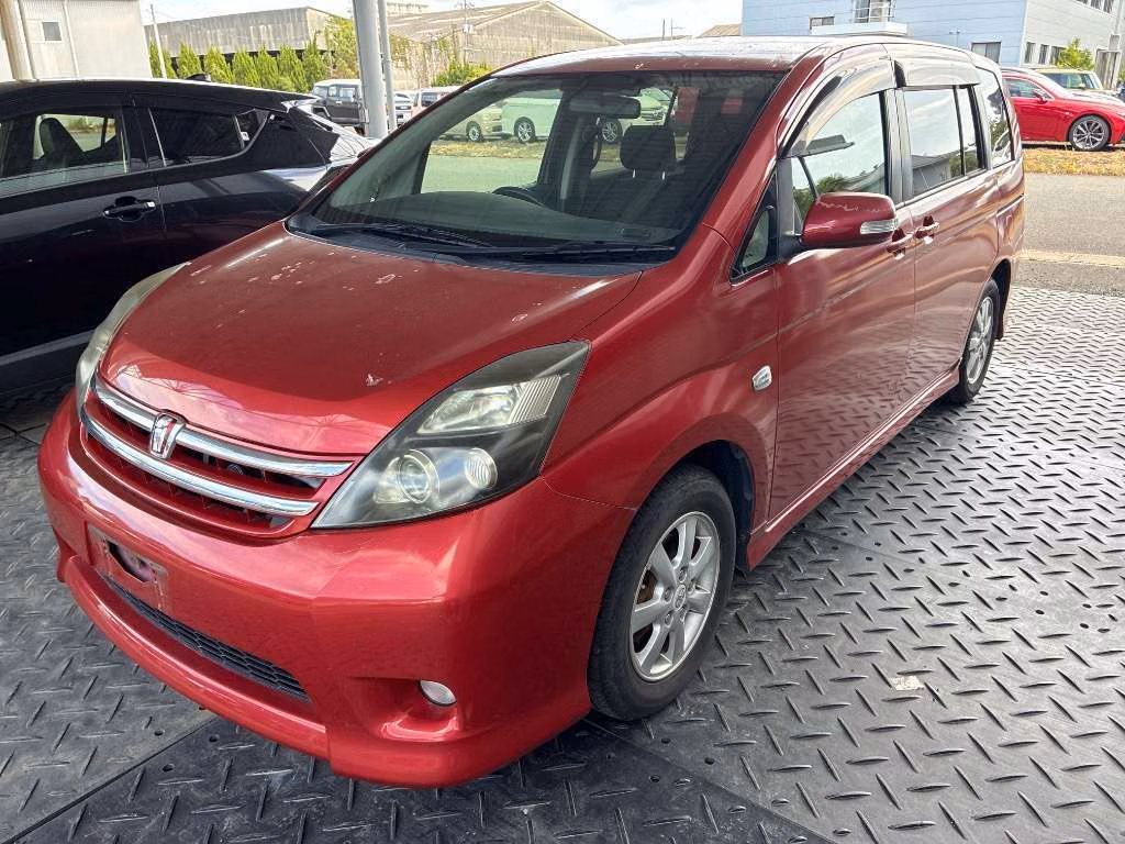 TOYOTA ISIS