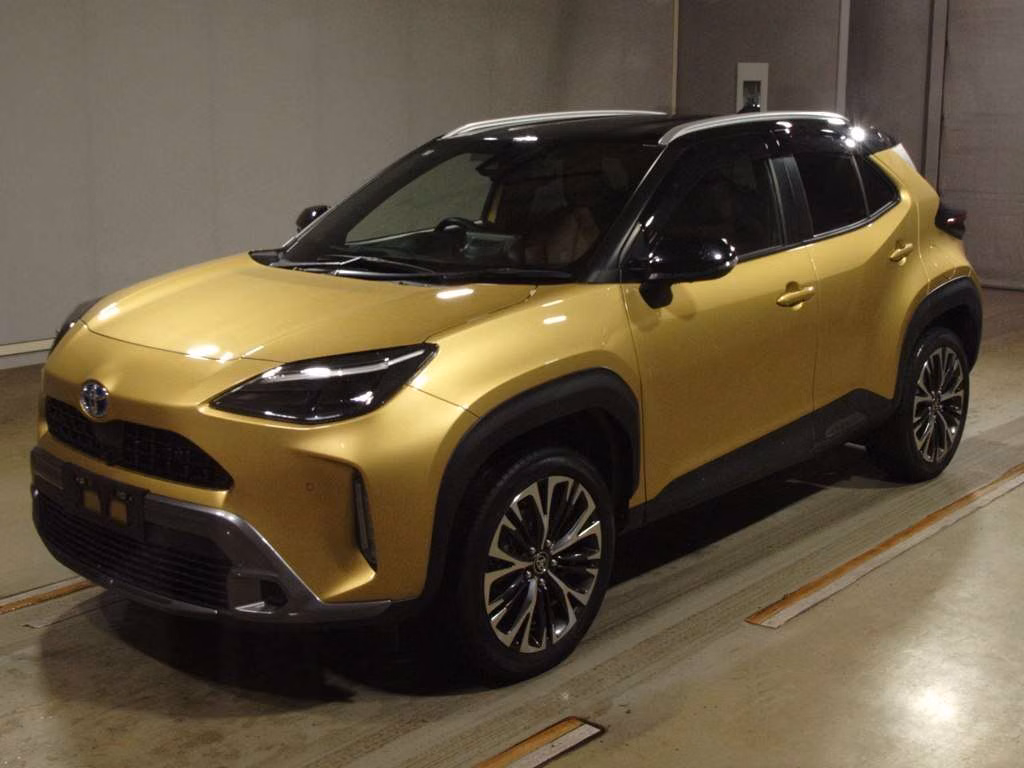 TOYOTA YARIS CROSS