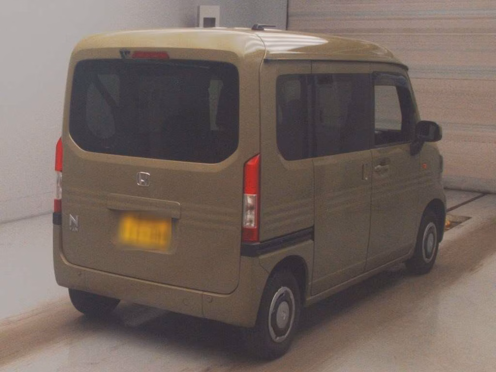 HONDA N-VAN