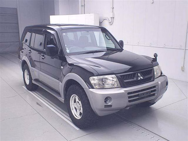 MITSUBISHI PAJERO
