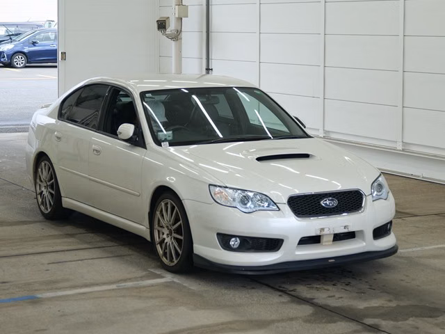 SUBARU LEGACY B4