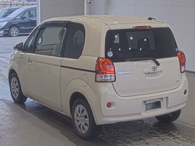 TOYOTA PORTE