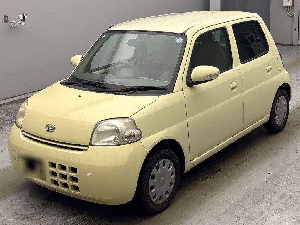 DAIHATSU ESSE