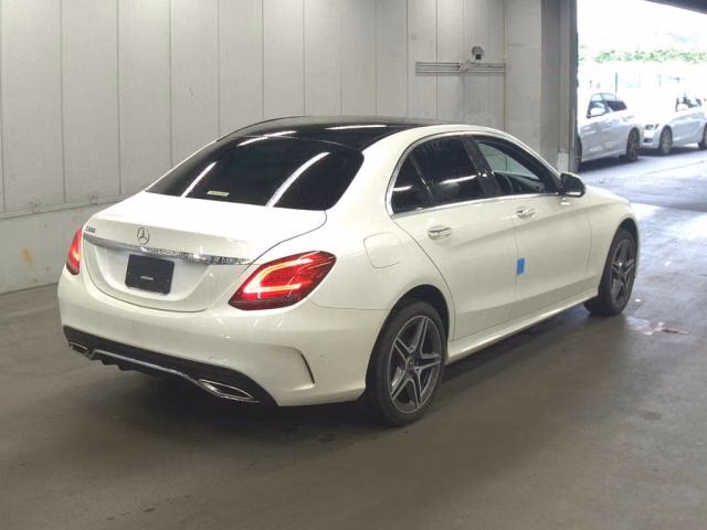 MERCEDES-BENZ C-CLASS
