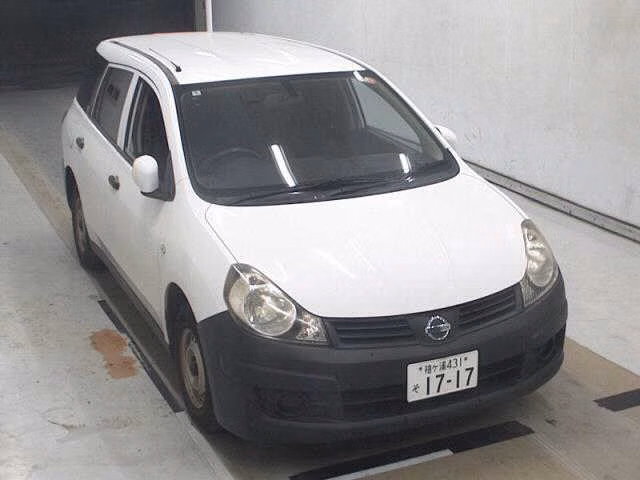 Nissan AD