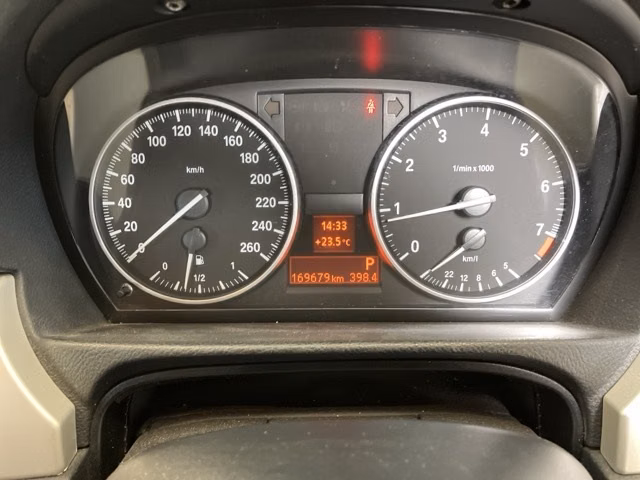 BMW 3-SERIES