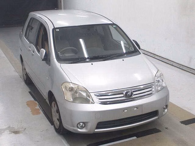 TOYOTA RAUM