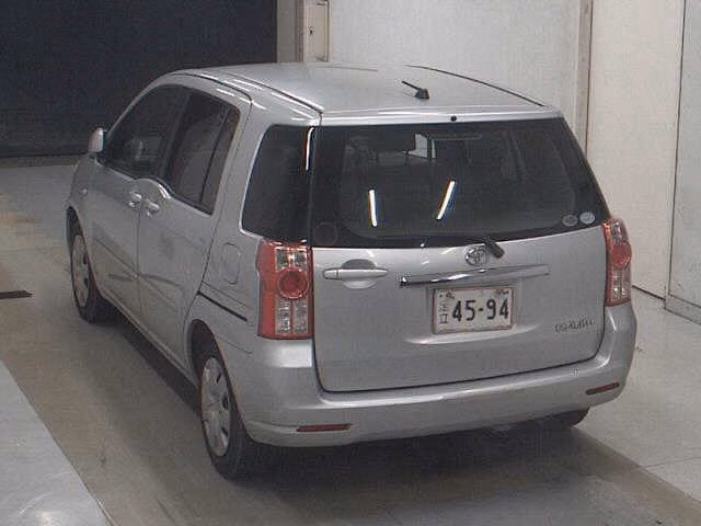 TOYOTA RAUM