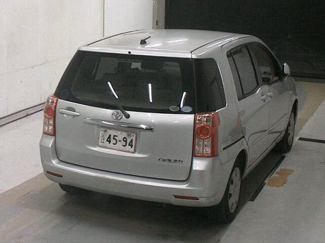 TOYOTA RAUM